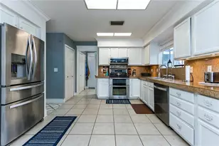 932 Pelican Bay Dr, Daytona Beach, FL 32119 - Photo 7