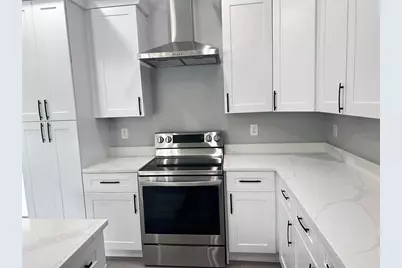 221 W Euclid Avenue, Deland, FL 32720 - Photo 3