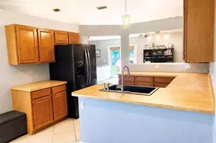 561 Astoria Dr, Deland, FL 32724 - Photo 11