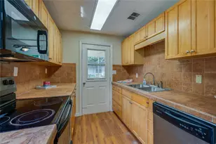 1220 Leon Ln, Daytona Beach, FL 32117 - Photo 11