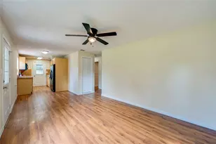 1220 Leon Ln, Daytona Beach, FL 32117 - Photo 7