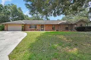 750 Oak Terrace, Orange City, FL 32763 - Photo 1