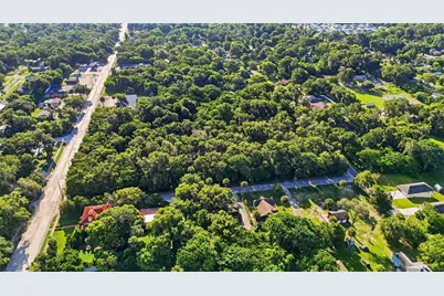 E New York Avenue, Deland, FL 32724 - Photo 3
