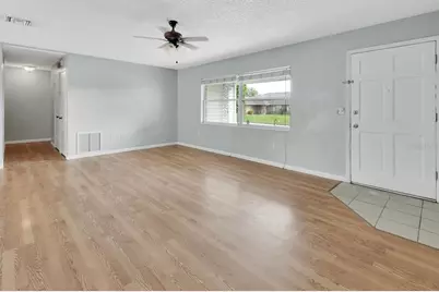 9 Larkspur Lane, Debary, FL 32713 - Photo 5