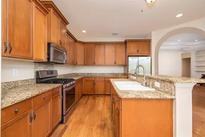 314 W Lake Victoria Circle, Deland, FL 32724 - Photo 13