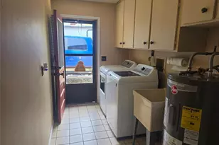 2417 S Oak Park Dr, Deland, FL 32724 - Photo 39