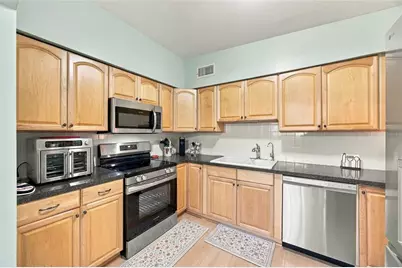 7812 N Gomez Avenue, Tampa, FL 33614 - Photo 13