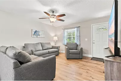 2120 Tanglewood Drive, Orange City, FL 32763 - Photo 9