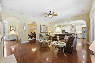 315 W Blue Water Edge Drive, Eustis, FL 32736 - Photo 17