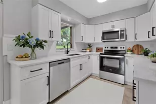 1532 N Normandy Blvd, Deltona, FL 32725 - Photo 11