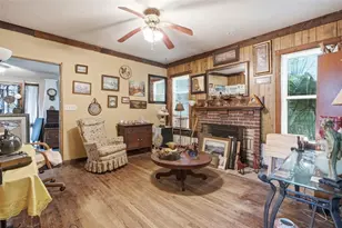 1413 E New York Ave, Deland, FL 32724 - Photo 11