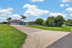 1845 Willow Oak Dr, Edgewater, FL 32141 - Photo 45
