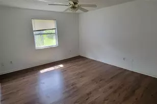 1425 NE Old Mill Dr, Deltona, FL 32725 - Photo 13