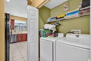 239 W Tarrington Dr, Deland, FL 32724 - Photo 33