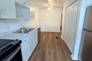 229 W Wisconsin Ave, Deland, FL 32720 - Photo 3