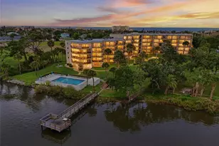 944 S Peninsula Dr, Daytona Beach, FL 32118 - Photo 1