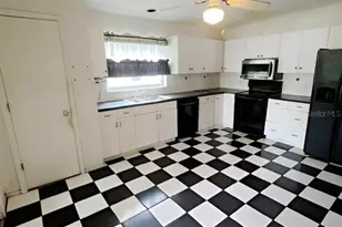 8118 Esperanza St, Orlando, FL 32817 - Photo 13