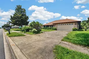 1624 Piccadilly Dr, Daytona Beach, FL 32117 - Photo 43