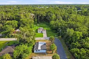 921 S Salisbury Ave, Deland, FL 32720 - Photo 13
