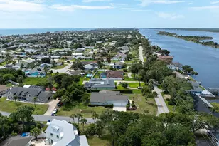 2711 John Anderson Dr, Ormond Beach, FL 32176 - Photo 31