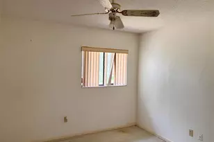 20 Woodbury Dr, Palm Coast, FL 32164 - Photo 15