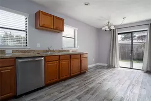 437 E Oakwood Ave, Orange City, FL 32763 - Photo 5