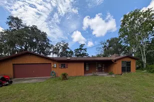 348 Mitnik Dr, Deltona, FL 32738 - Photo 9