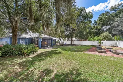 1031 E Walts Avenue, Deland, FL 32724 - Photo 33