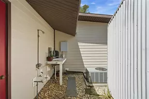 1555 Rowe Ln, Deland, FL 32720 - Photo 27