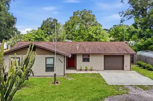 1555 Rowe Ln, Deland, FL 32720 - Photo 1