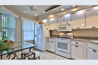 932 Meadow View Drive #C, Port Orange, FL 32127 - Photo 9