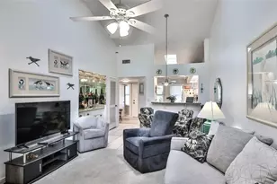 932 Meadow View Dr, Port Orange, FL 32127 - Photo 3