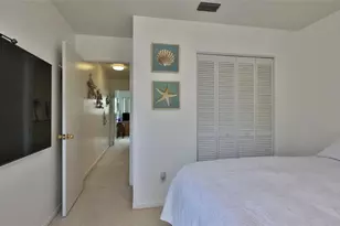 932 Meadow View Dr, Port Orange, FL 32127 - Photo 19