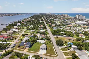 2314 S Peninsula Dr, Daytona Beach, FL 32118 - Photo 5