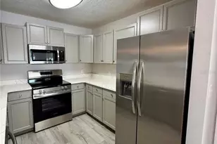 2410 S Glen Eagles Dr, Deland, FL 32724 - Photo 17