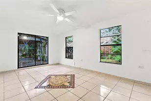 1098 E DeCarlo Dr, Deltona, FL 32725 - Photo 9