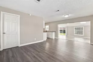3307 Pine Tree Dr, Edgewater, FL 32141 - Photo 11