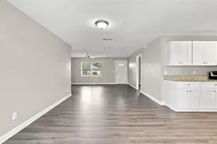 3307 Pine Tree Dr, Edgewater, FL 32141 - Photo 21