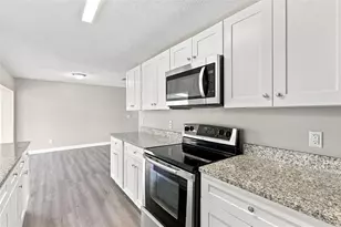 3307 Pine Tree Dr, Edgewater, FL 32141 - Photo 25