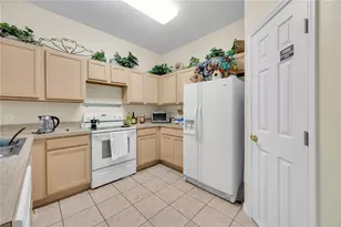 655 Montara Dr, Davenport, FL 33897 - Photo 9