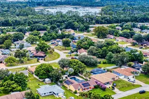 2125 E Parkton Dr, Deltona, FL 32725 - Photo 21