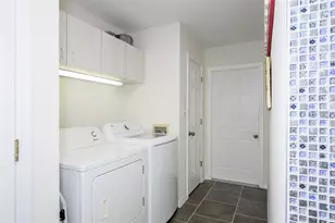 2525 S Glen Eagles Dr, Deland, FL 32724 - Photo 23