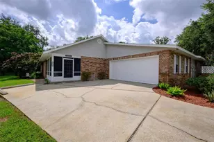 2525 S Glen Eagles Dr, Deland, FL 32724 - Photo 3