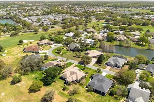 1670 St James Cir, The Villages, FL 32162 - Photo 9