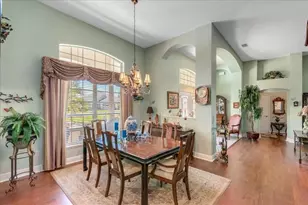 1670 St James Cir, The Villages, FL 32162 - Photo 17