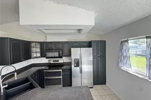 393 Walnut Ave, Orange City, FL 32763 - Photo 7