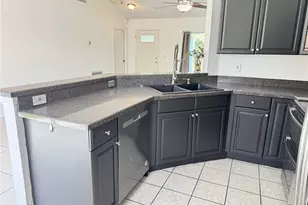 393 Walnut Ave, Orange City, FL 32763 - Photo 13