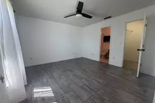 393 Walnut Ave, Orange City, FL 32763 - Photo 15