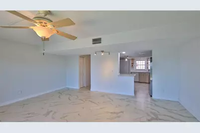 625 N Halifax Avenue #15, Daytona Beach, FL 32118 - Photo 15