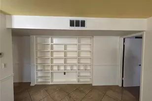 770 N Village Lake Terrace N, Saint Petersburg, FL 33716 - Photo 5